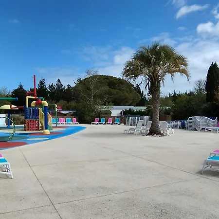 De Luxe Au Calme Avec Piscines Chauffees, Clim Et Prestations De Gamme - Fr-1-778-24